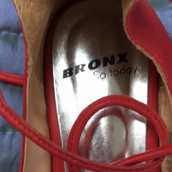 Red leather “Bronx so today” sandals Size 8 - Picture 2 of 4
